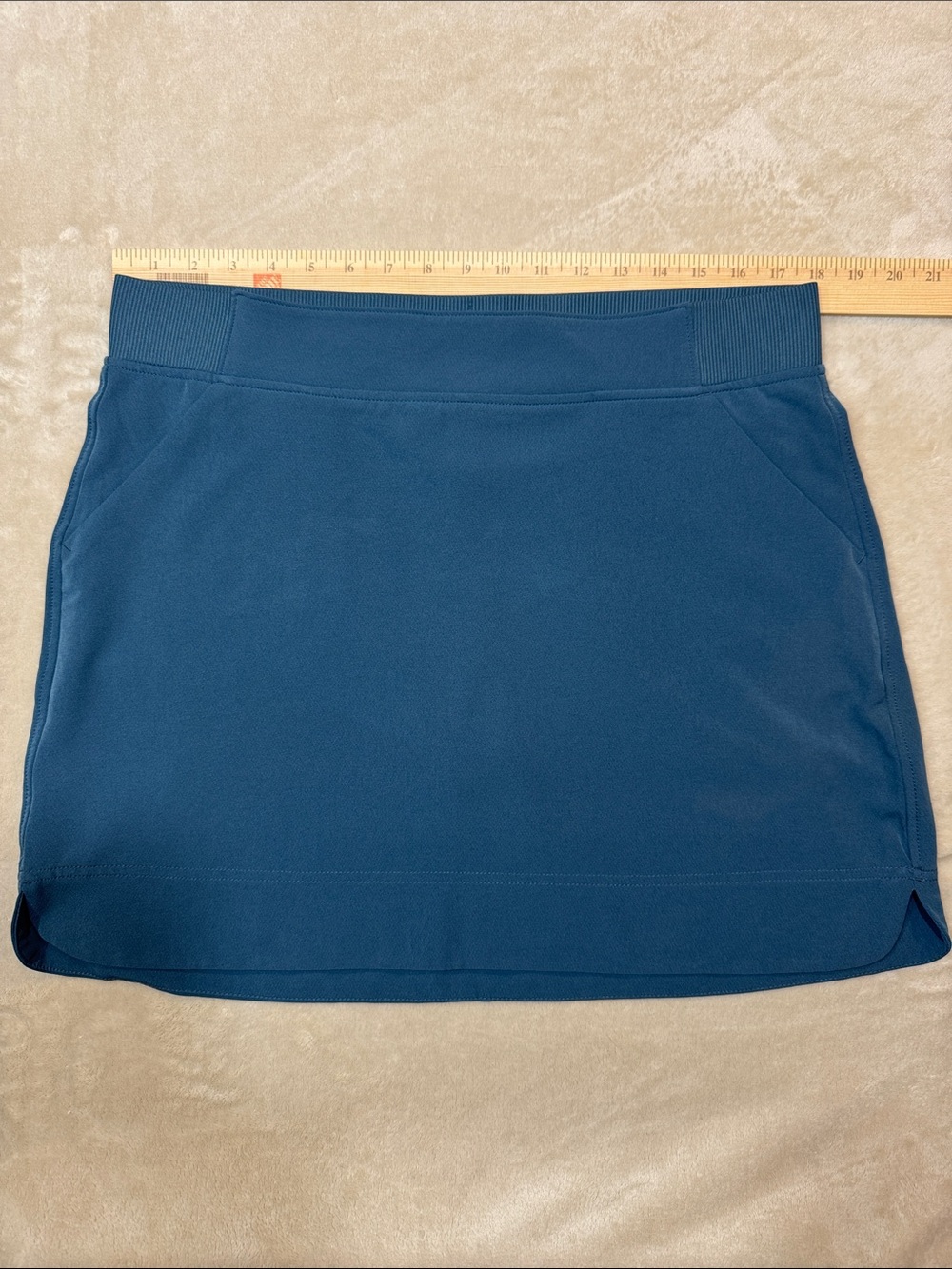 Everyday Active Mini Skirt in Teal Blue